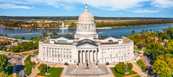 jefferson-city-mo Missouri state capitol in Jefferson City